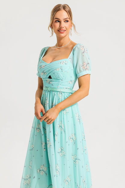 Sweetheart Neck Pleated Midi Dress With Belt