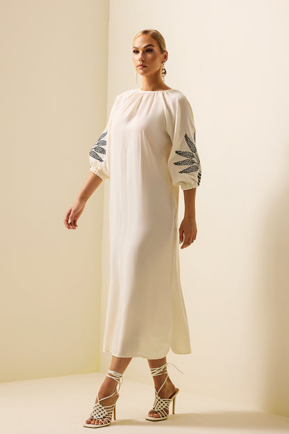 Embroidered Puff Sleeve Midi Dress