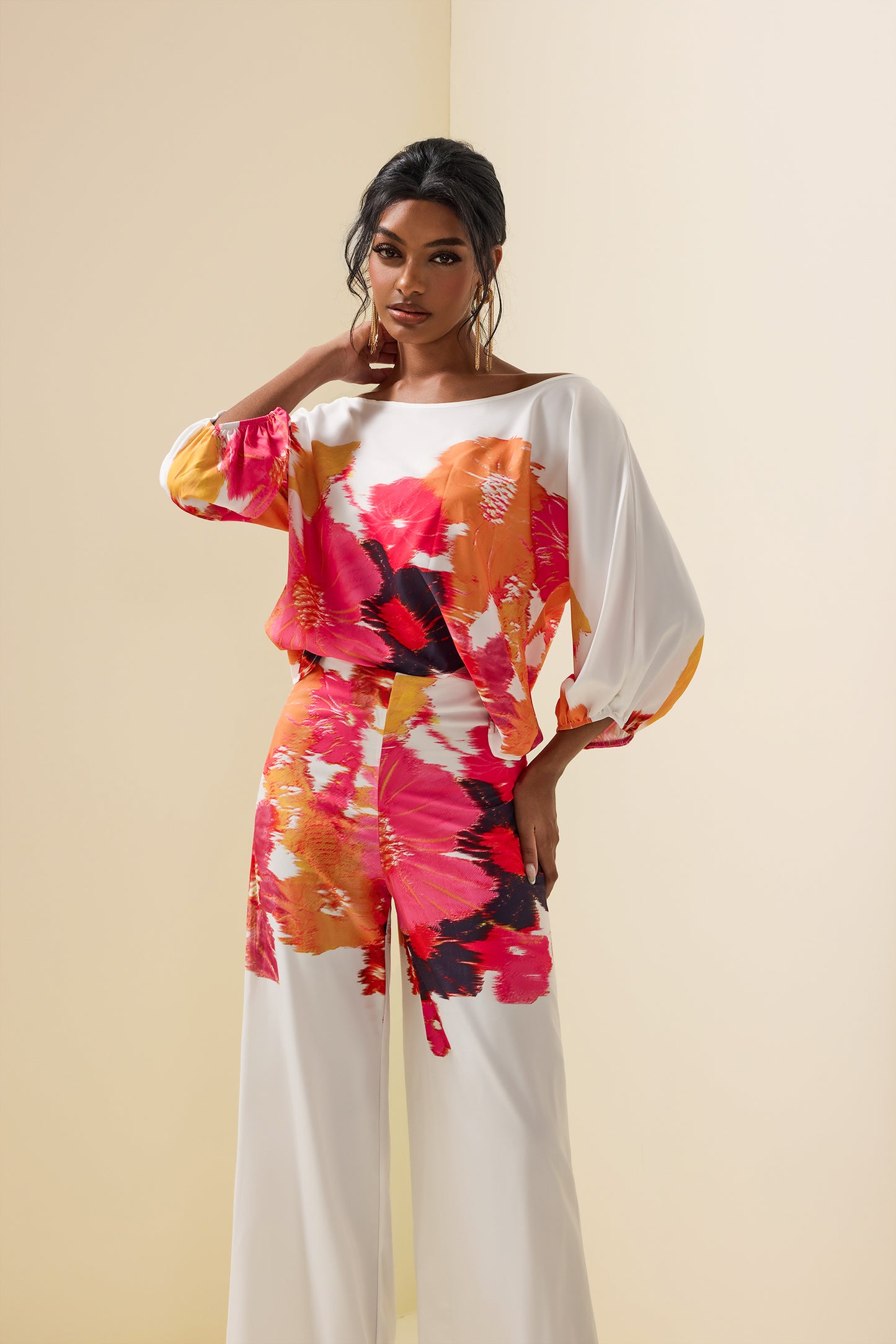 Abstract Print Off-shoulder Top �?high Waist Pants Set