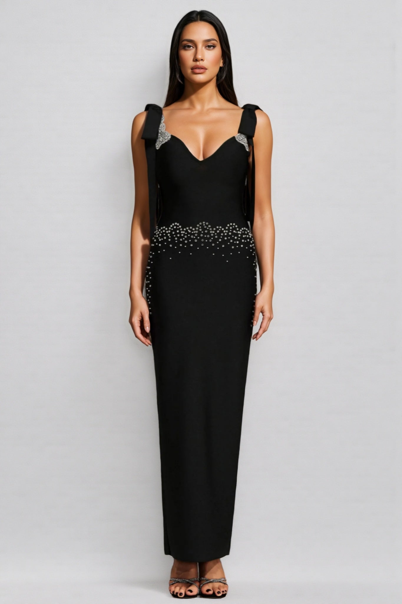 Ternan V-neck Bow Bandage Maxi Dress