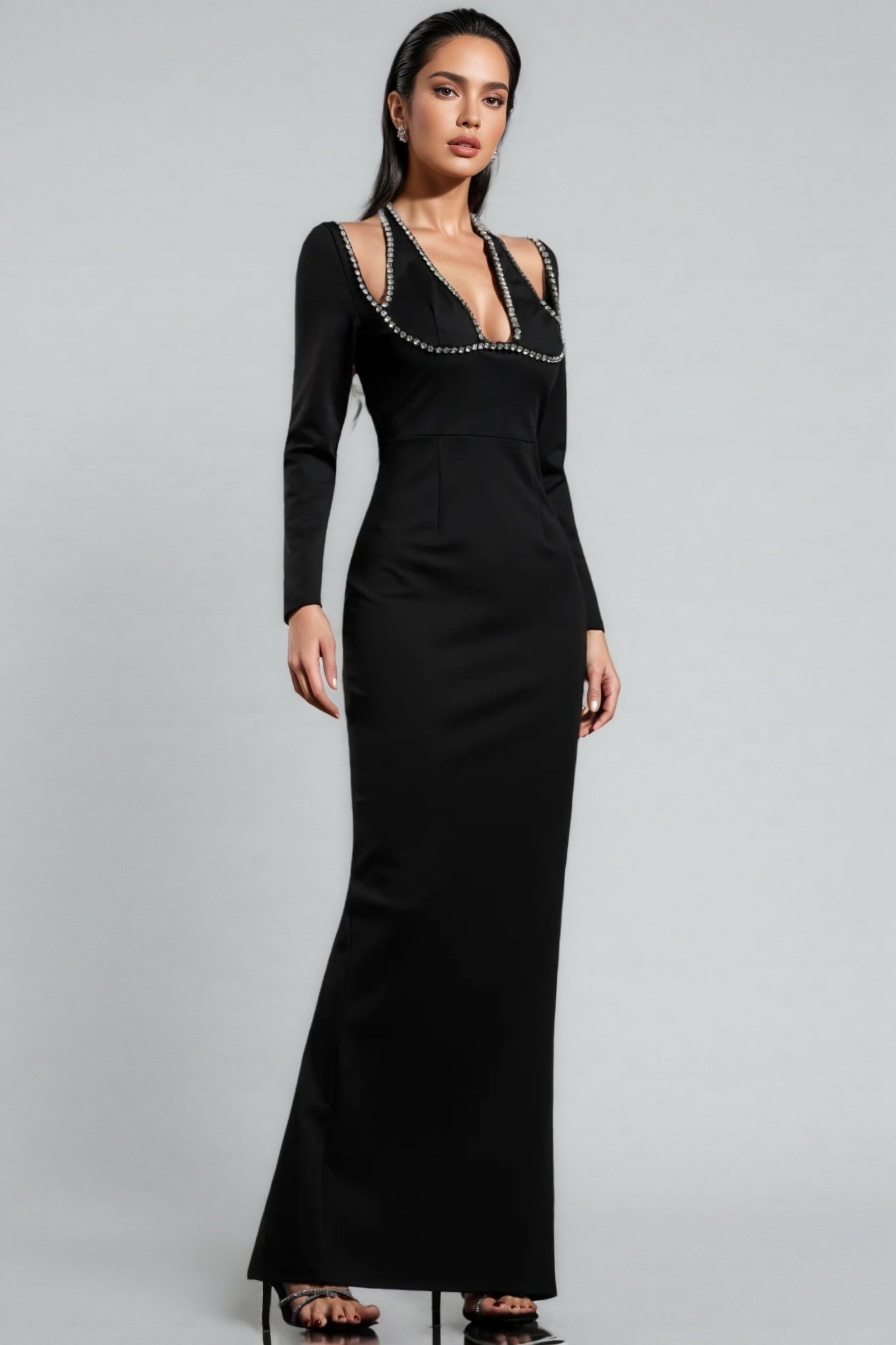 Revie V-neck Bandage Maxi Dress