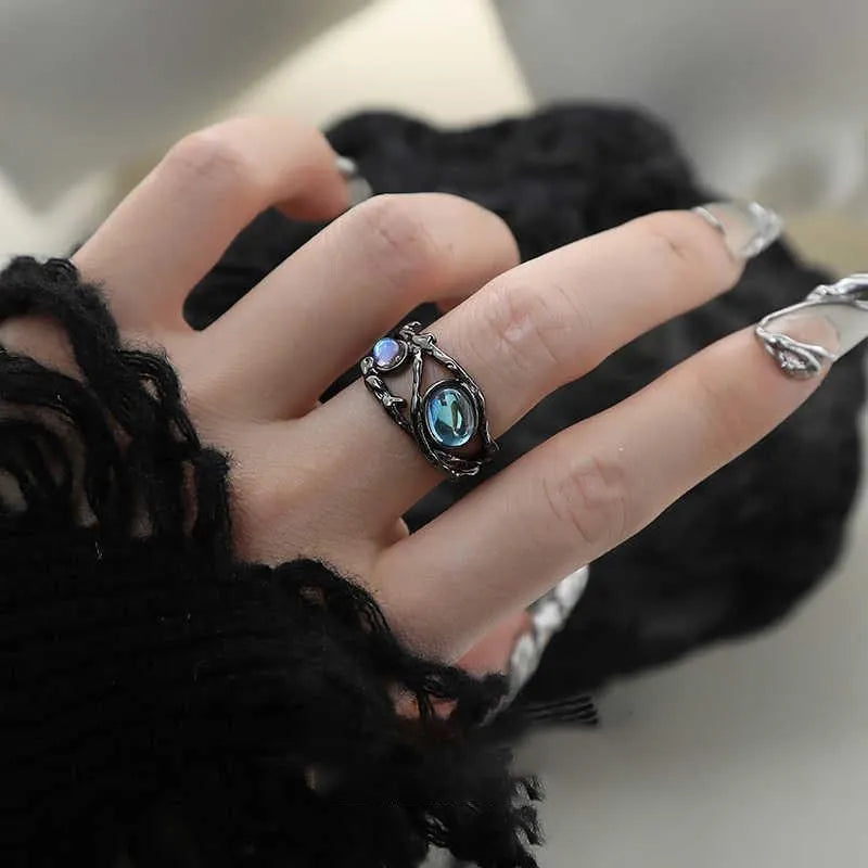 Vintage Blue Topaz Ring