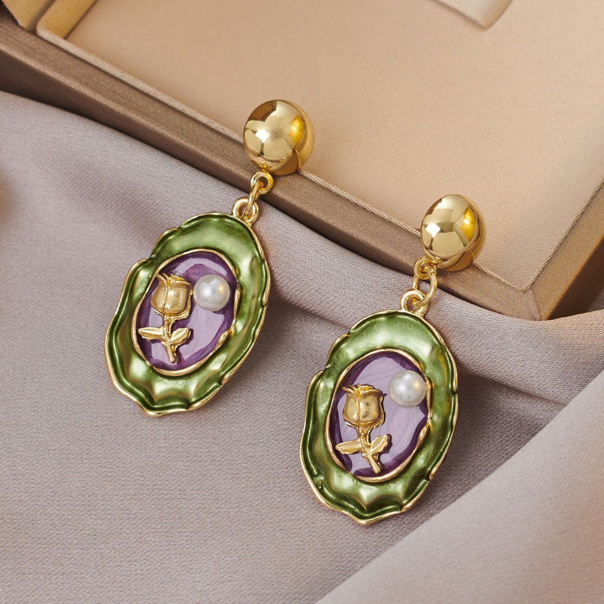 Vintage Rose Pearl Earrings
