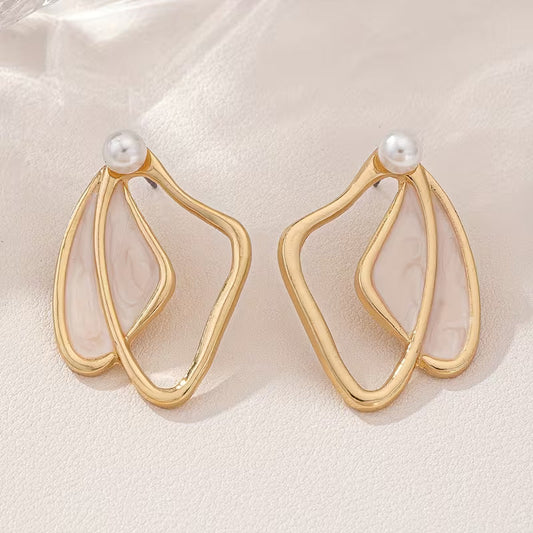 Leaf-inspired Golden Hollow Stud Earrings