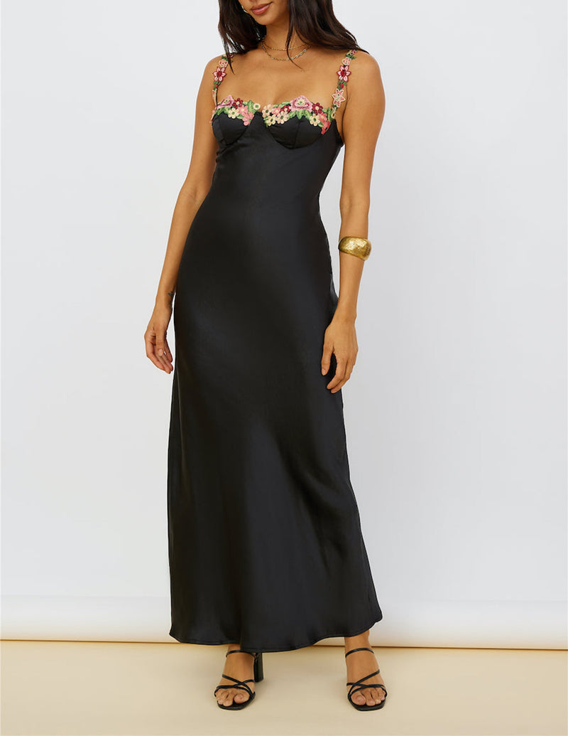 Juliette - Embroidery Black Maxi Dress