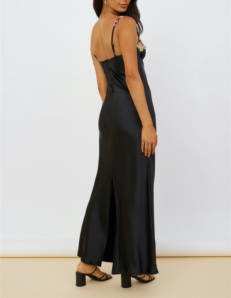 Juliette - Embroidery Black Maxi Dress