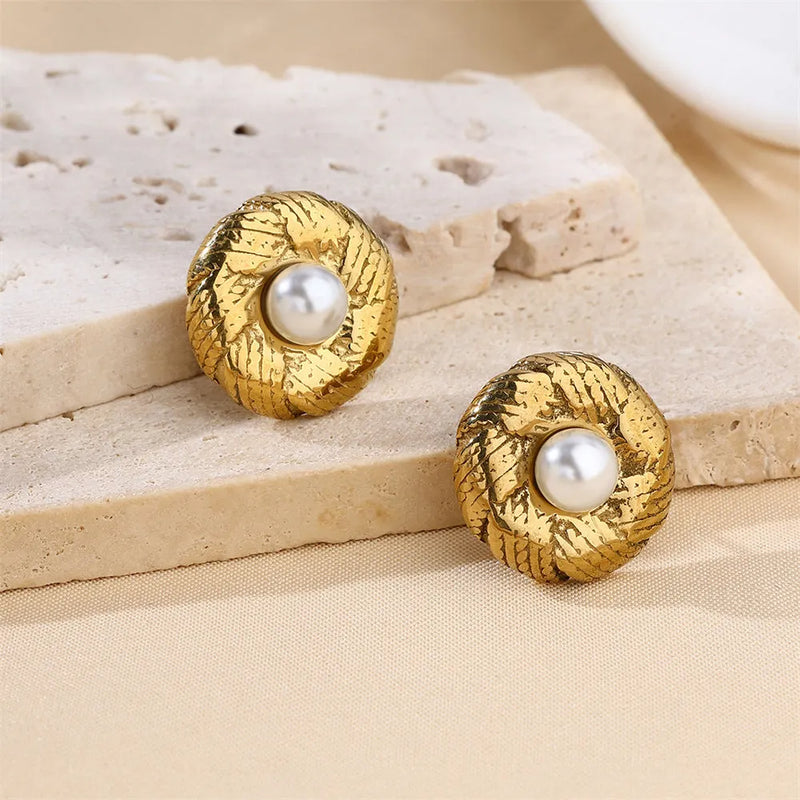 Classic Pearl Earrings