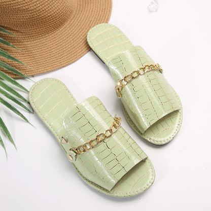 Flat Beach Sandals With Chain Accessories