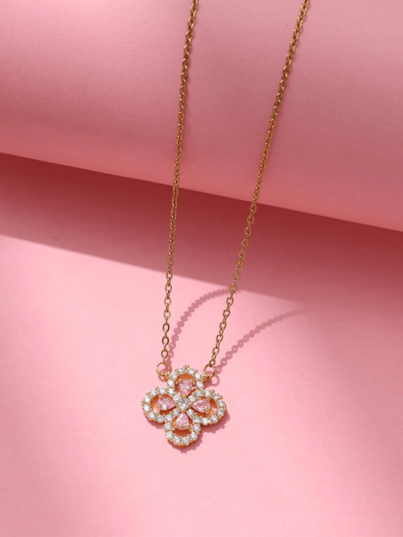 Elegant Clover Necklace