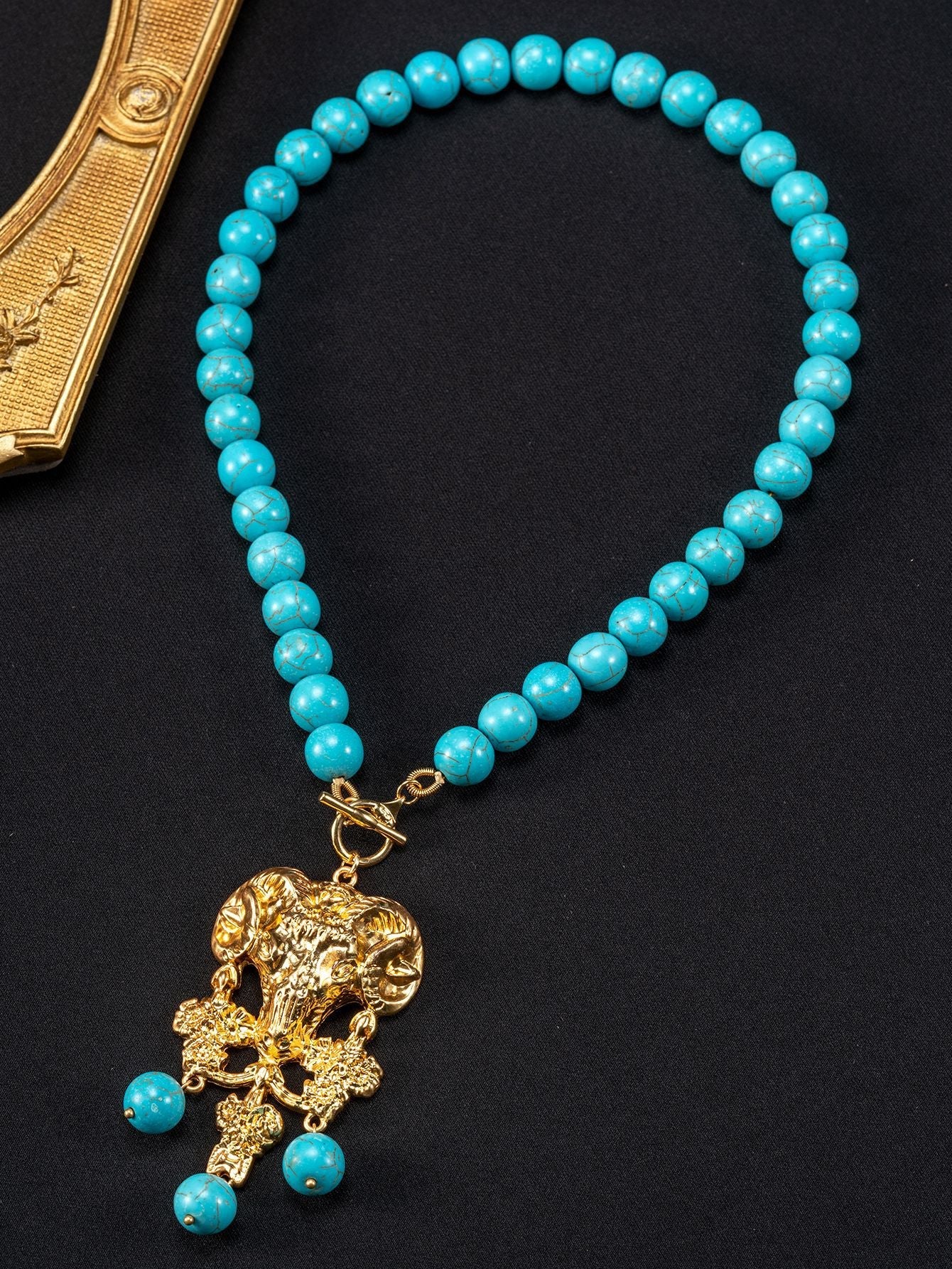 Turquoise Beaded Necklace