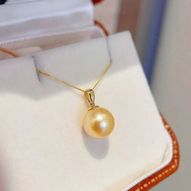 Elegant Golden Pearl Necklace