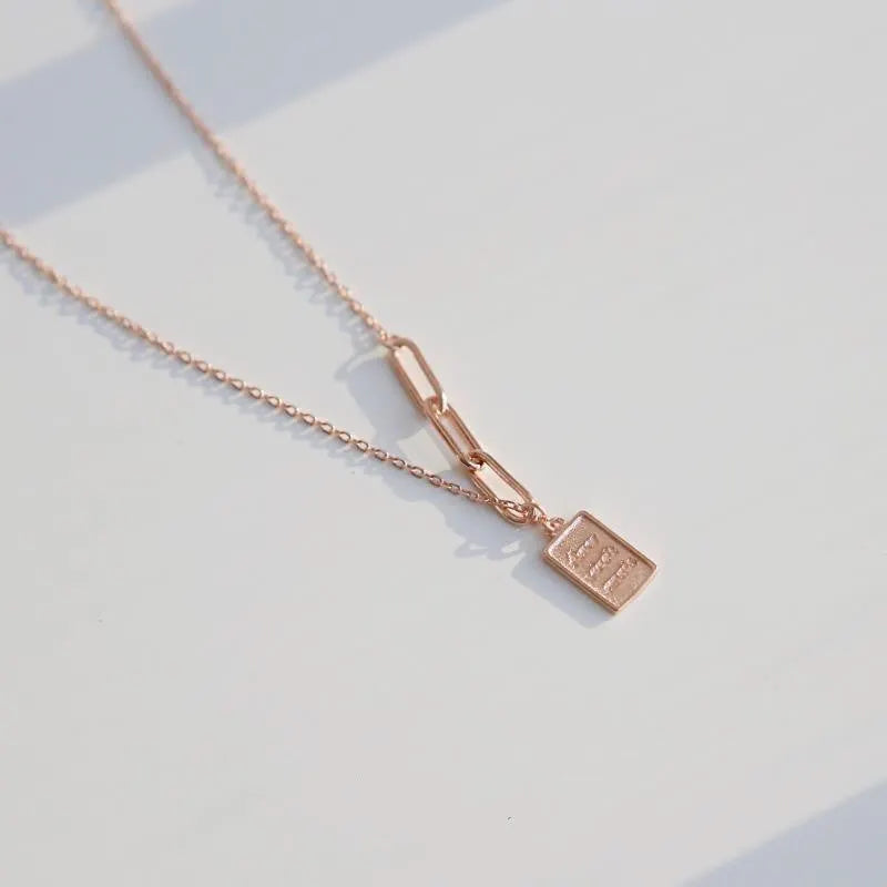Minimalist Rose Gold Necklace