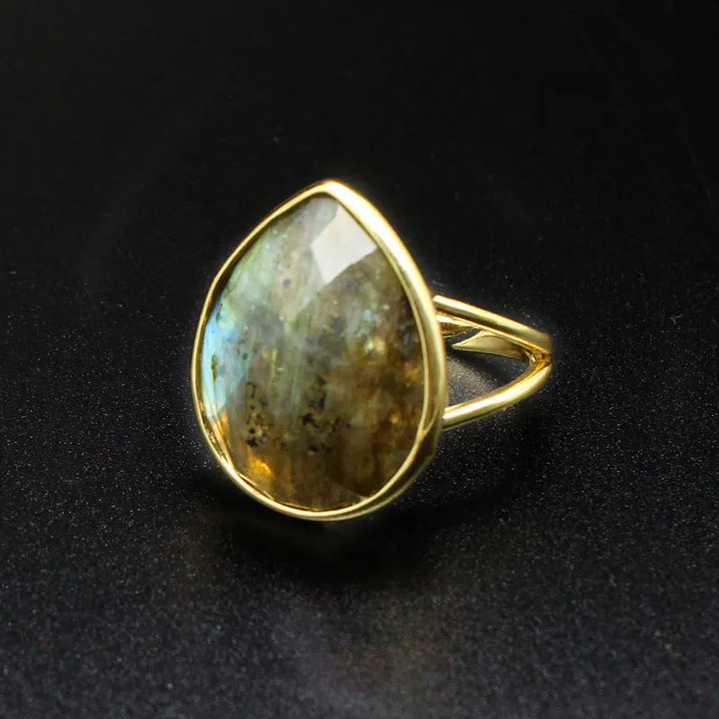 Elegant Labradorite Ring