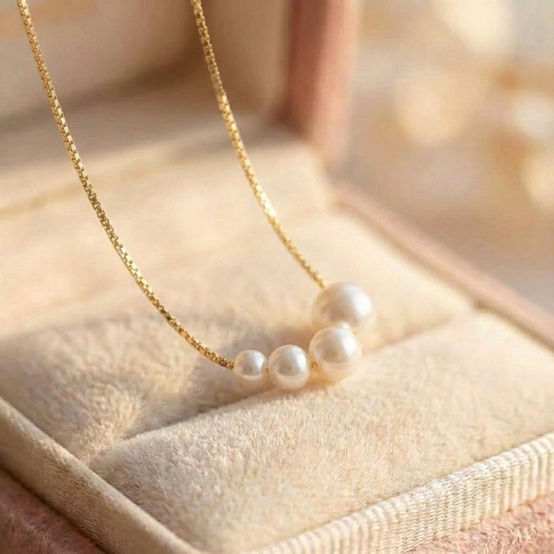 Vintage Pearl String Pendant Gold Chain Necklace