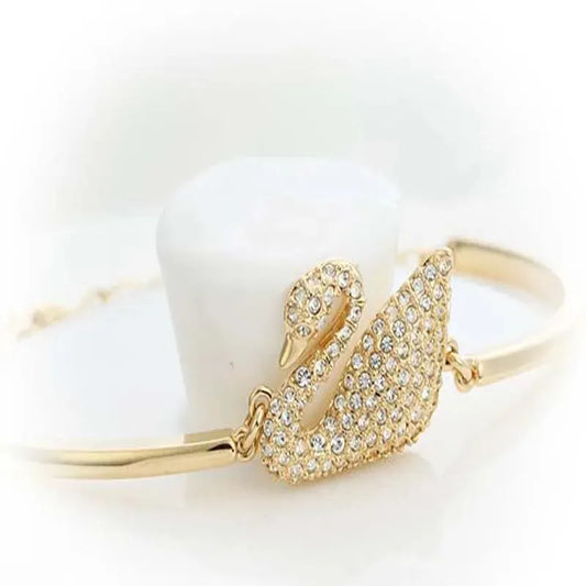 Elegant Crystal Swan Bracelet