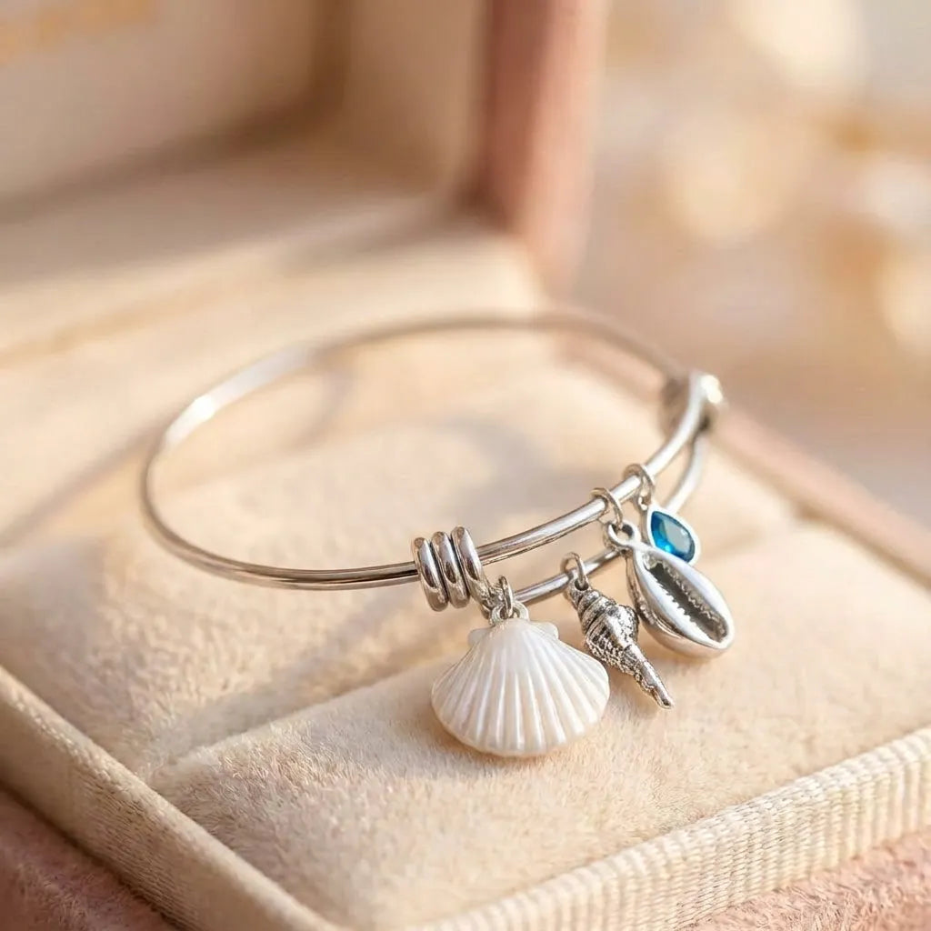 Vintage Shell Charm Adjustable Silver Bracelet