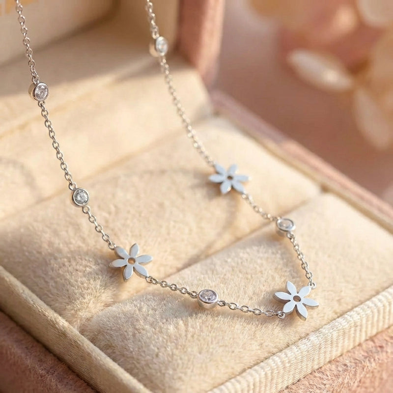 Vintage Flowers Crystal Zircon Necklace
