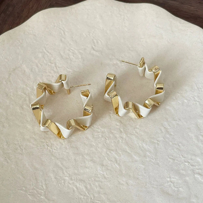 Elegant Gold Ribbon Earrings