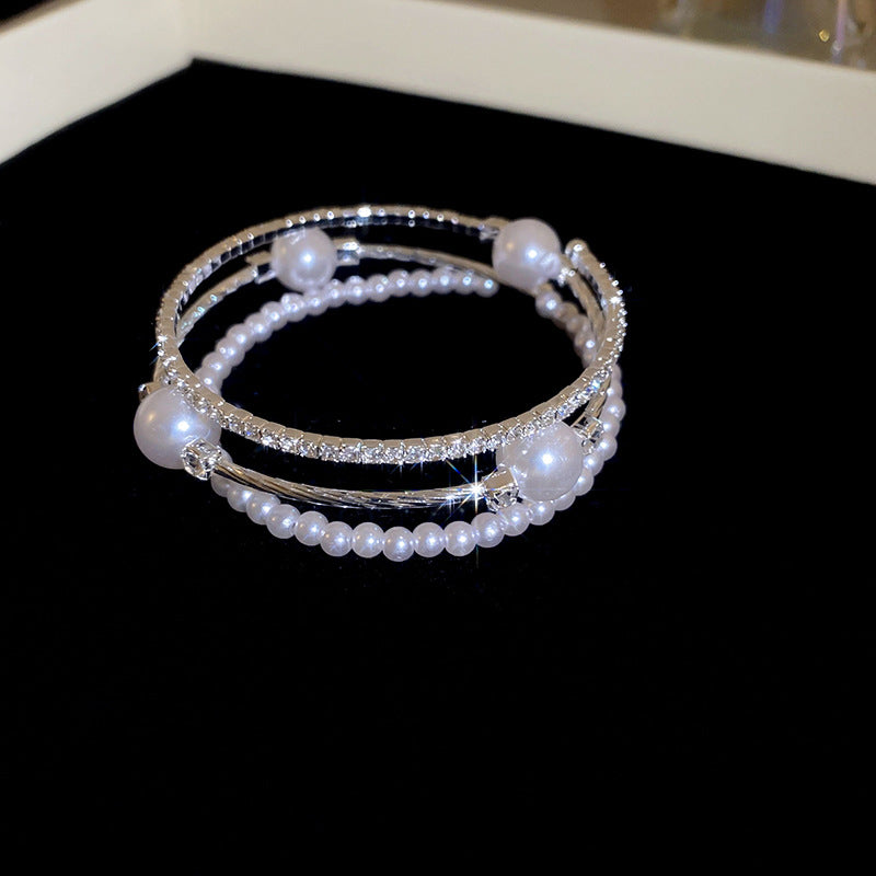 Elegant Pearl Bracelet