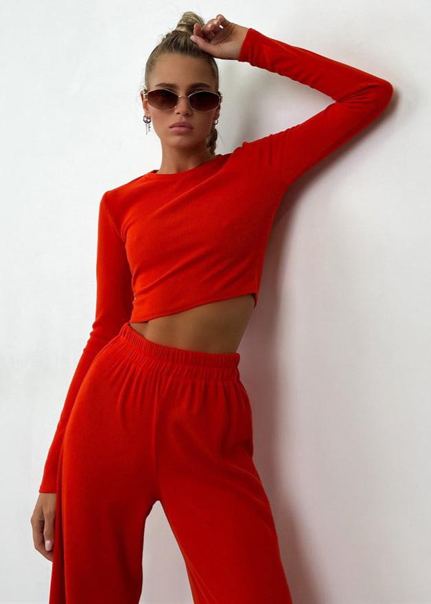 Bold Elegance - Crop Top and Wide-leg Pants Set