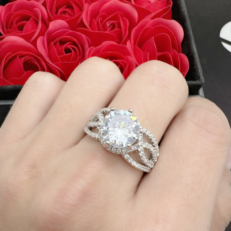 Elegant Round Cut Infinity Ring