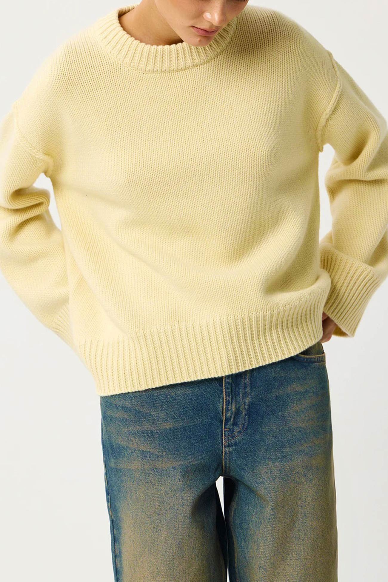 Round Neck Color Pullover Sweater