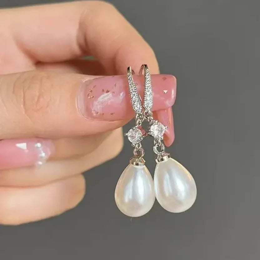 Elegant Pearl Drop