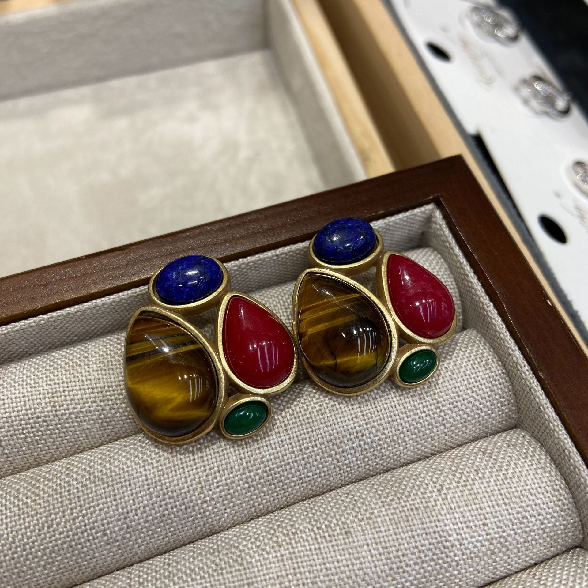 Vintage Gemstone Ring