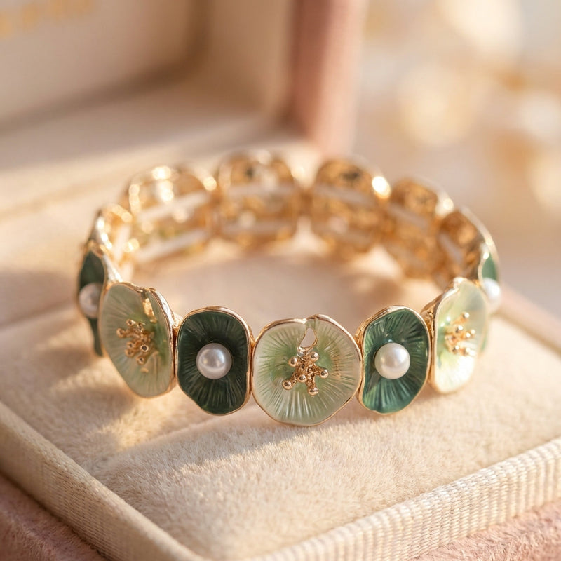 Vintage Green Floral Pearl Bracelet