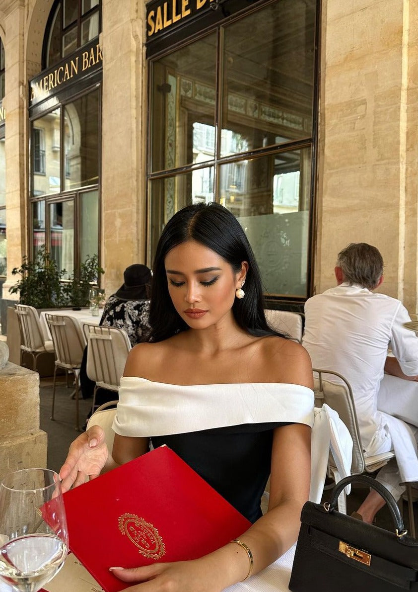 Francine - One-shoulder Bow Tie Slit Midi Dress