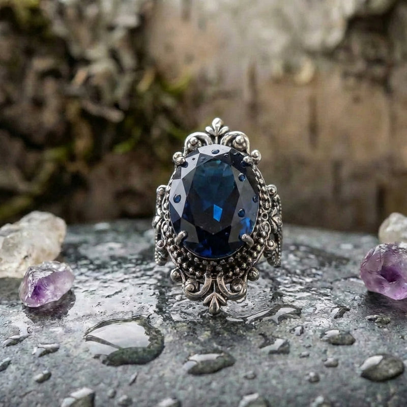Vintage Dark Blue Stone Ring