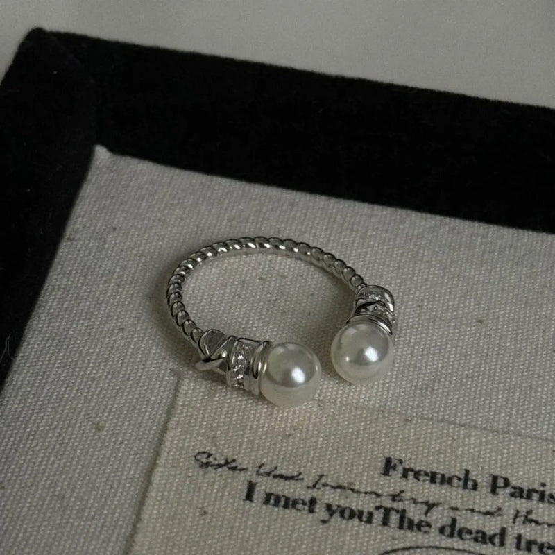 Elegant Pearl Ring
