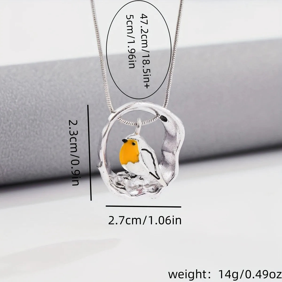 Beautiful Silver Necklace with Unique Style