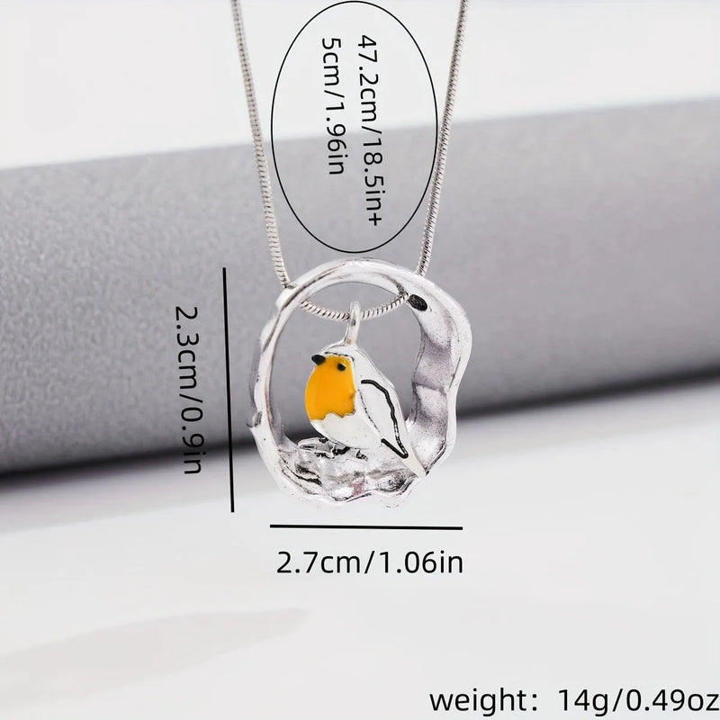 Beautiful Silver Necklace with Unique Style