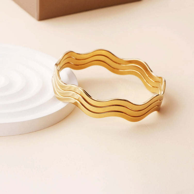 Wavy Gold Bracelet