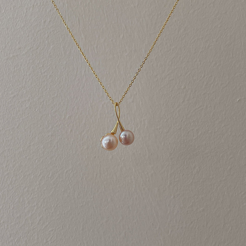 Elegant Pearl Necklace