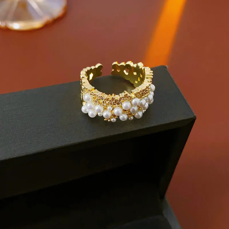 Elegant Pearl Gold Ring