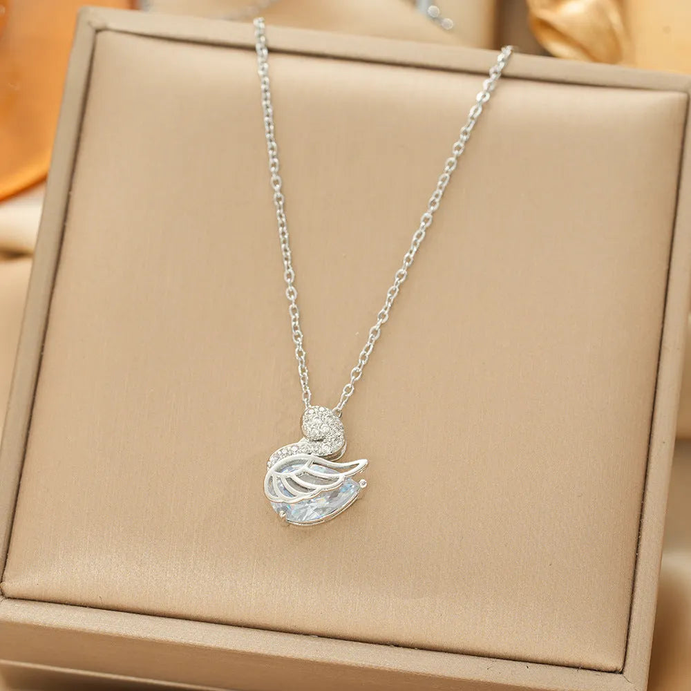 Elegant Crystal Necklace