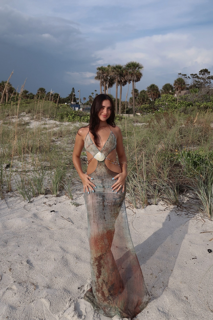 Reese | Shell Waist Cut-outs Maxi Dress