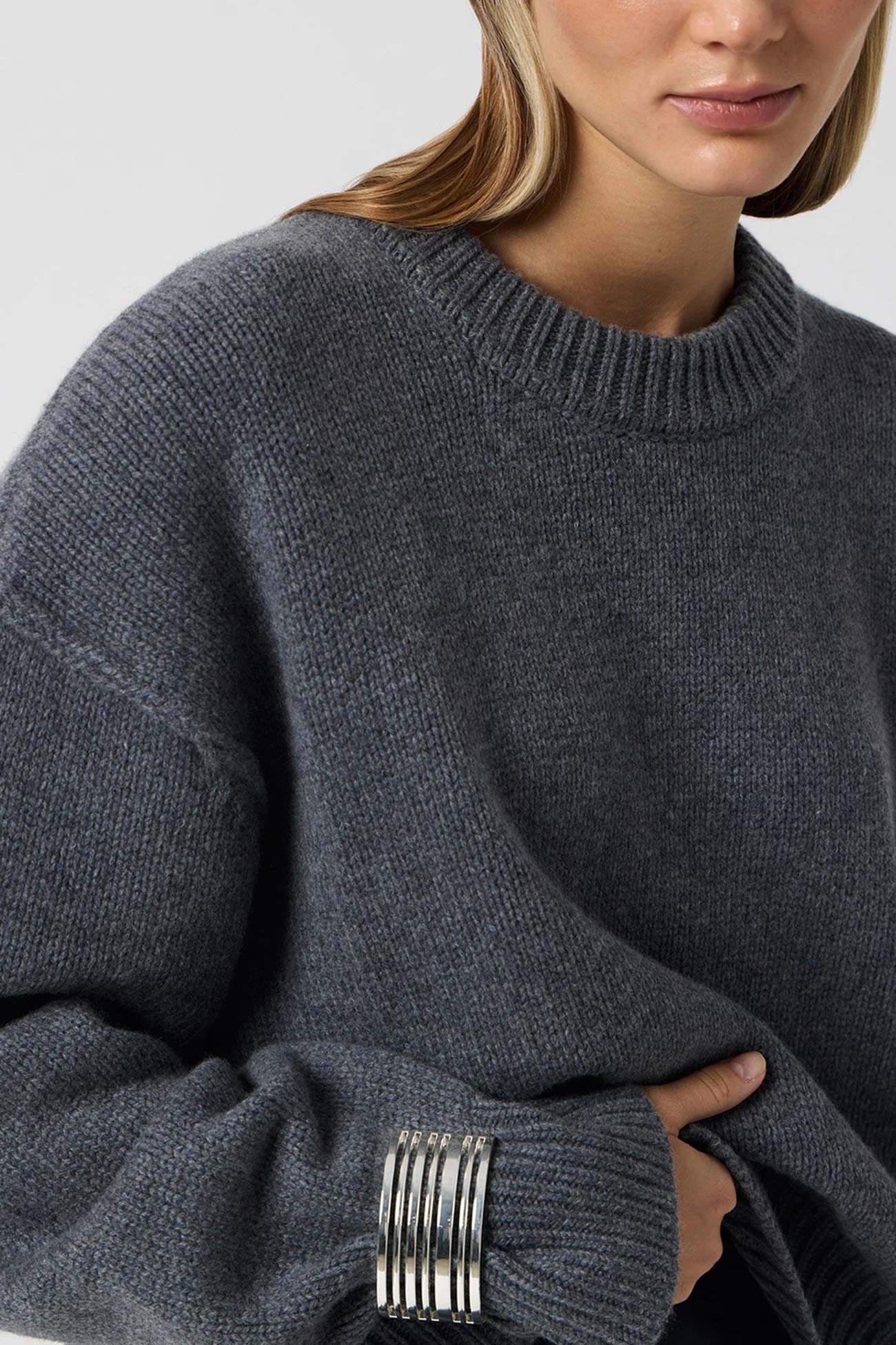 Round Neck Color Pullover Sweater