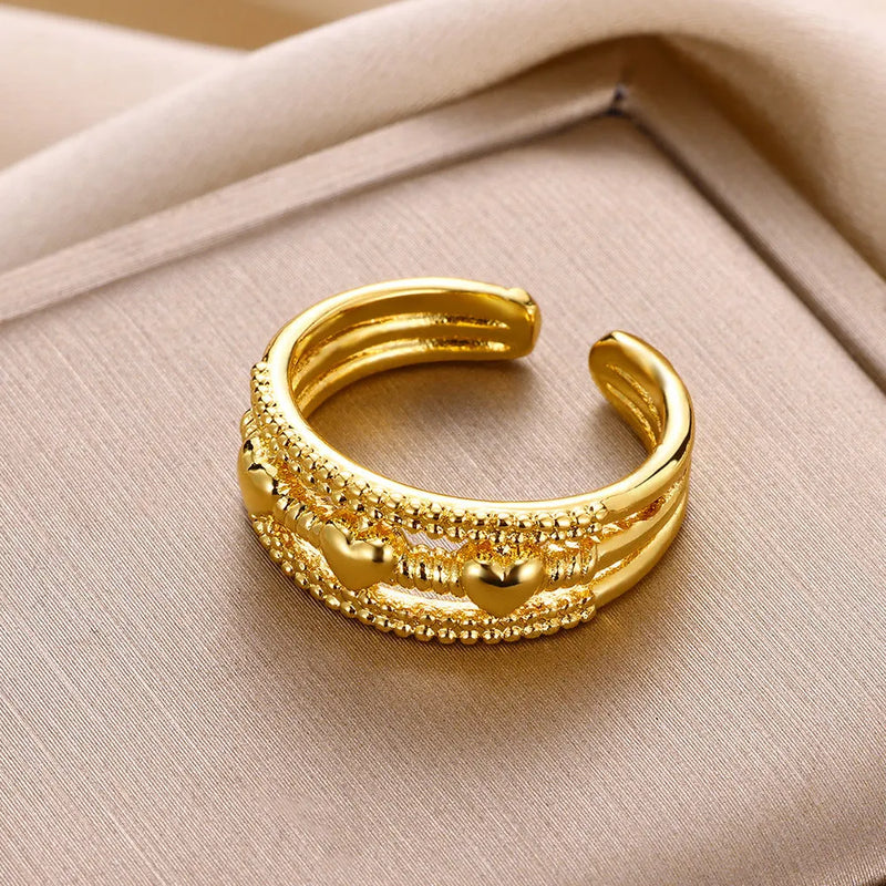 Elegant Gold Heart Ring