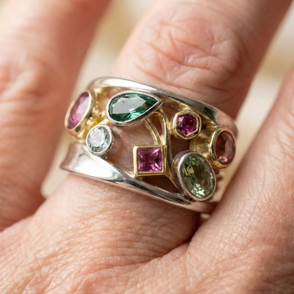 An Vintage Colorful Glass Gold & Silver Ring
