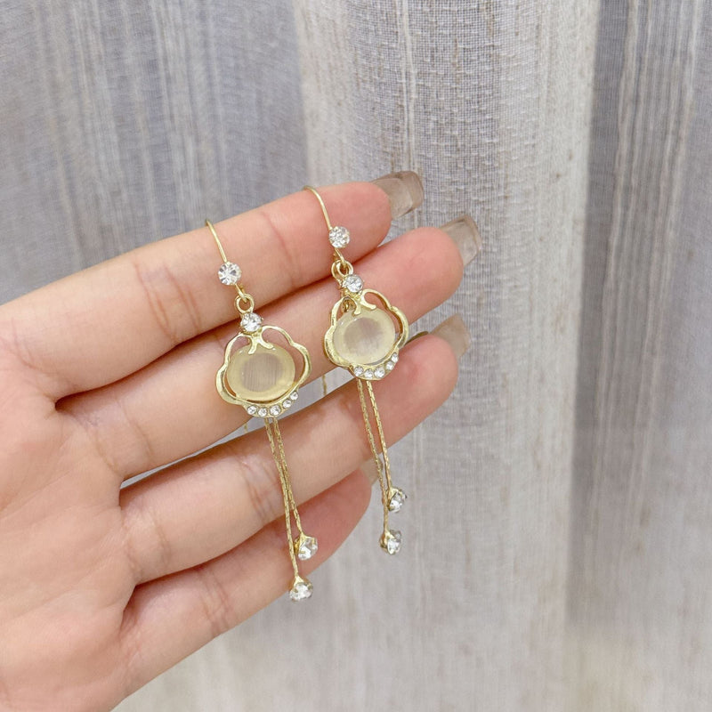 Elegant Crystal Drop Earrings