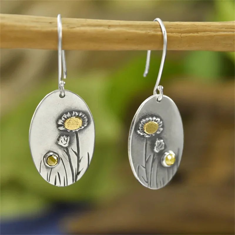 Vintage Daisy Dangle Earrings