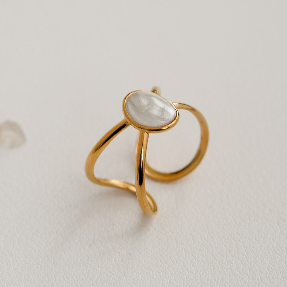 Elegant Pearl Ring
