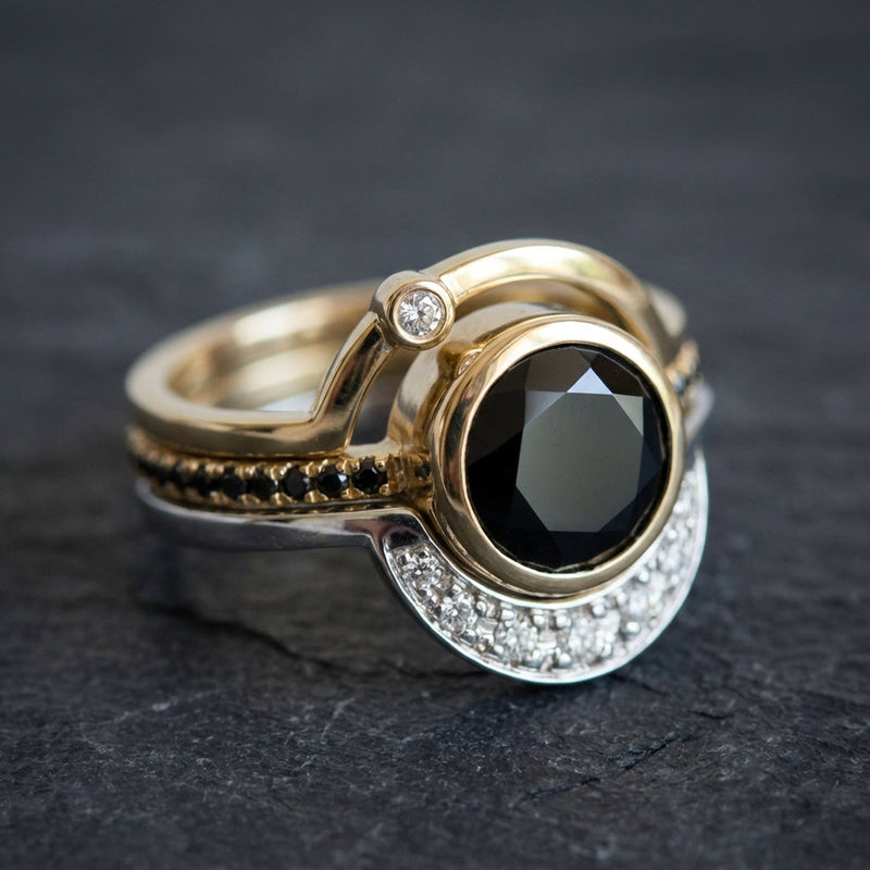 Vintage Black Glass & Zirconia Gold Ring