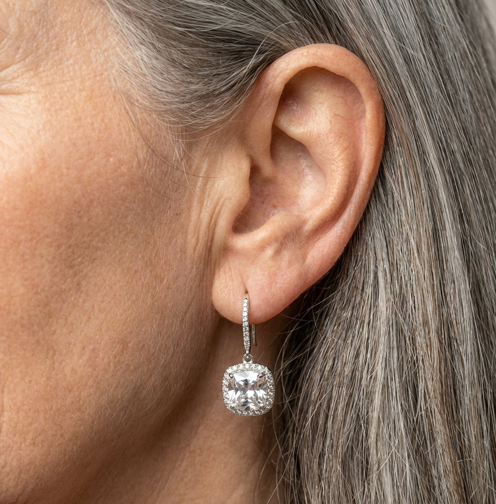 Exquisite Fashion White Zircon Dangle Earrings