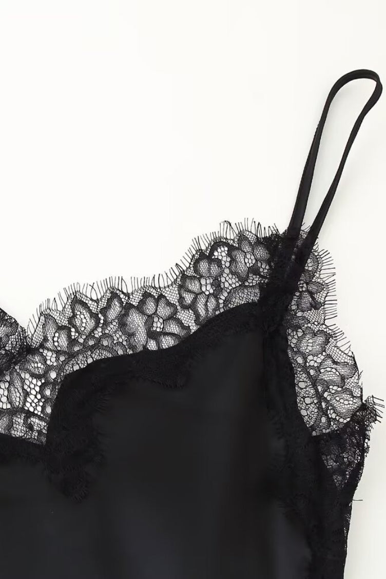 Alluring Asymmetric Lace Trim Fitted Mini Dress