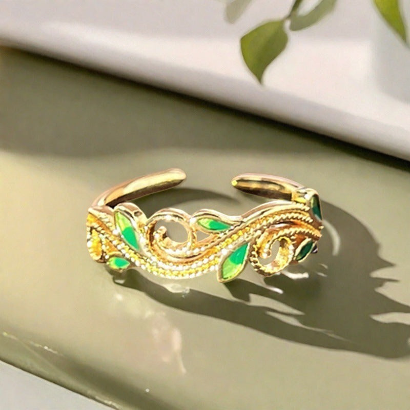 Elegant Green Leaf Ring