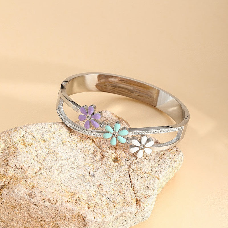 Colorful Flower Bracelet